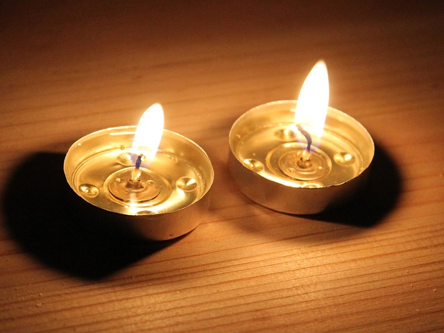 candles-2446218_640